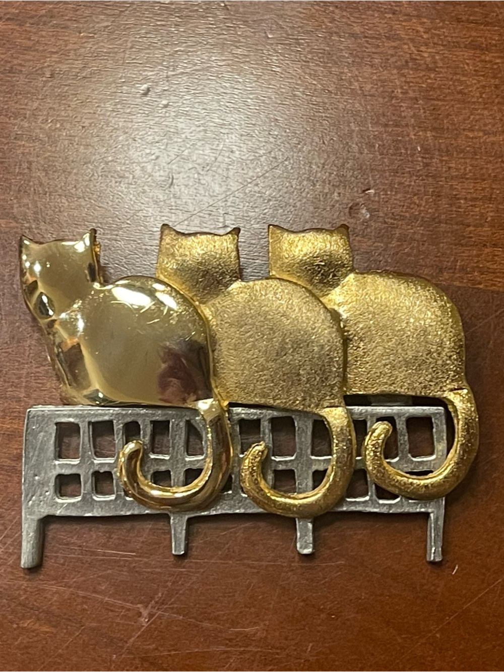 Vintage UltraCraft 80’s Brooch: 3 Cats on a Fence